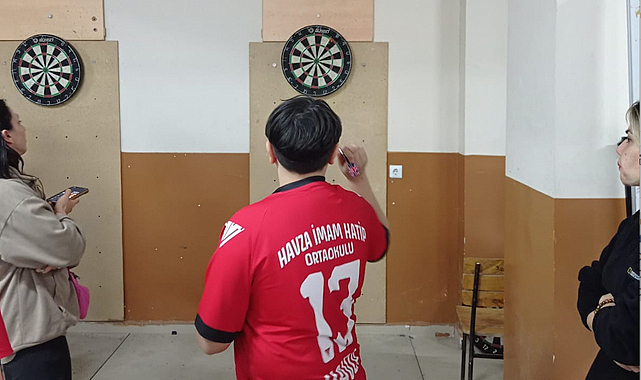 Dart turnuvasında büyük rekabet