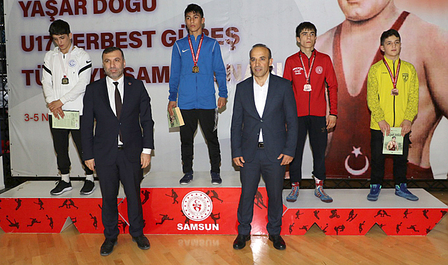 Er meydanında madalya mücadelesi