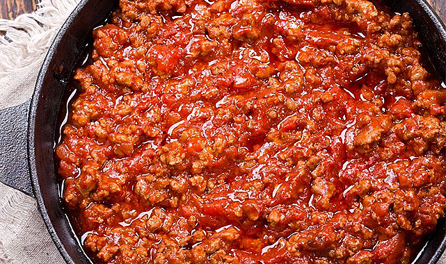 İtalya’nın meşhur bolonez sosunun tarifi 40 yıl sonra ilk kez değişti