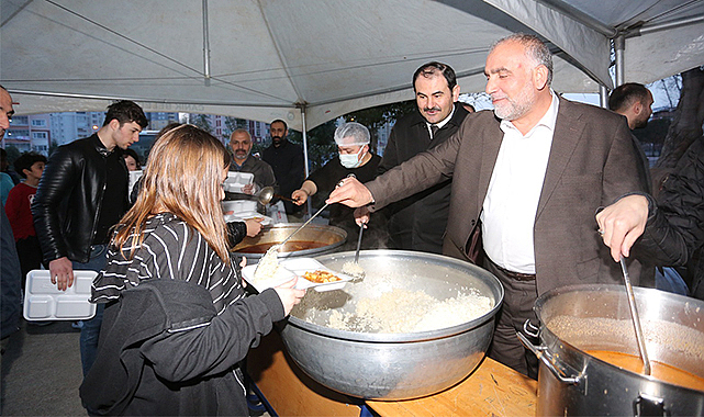 Öğrencilerin ramazan sevincini paylaştı