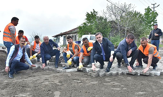 Onlar konuşur biz yaparız