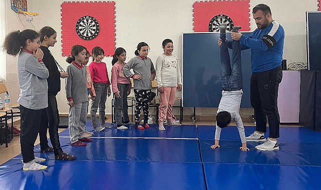 Salıpazarı ilçesinde 6 ilkokulda spor eğitimi