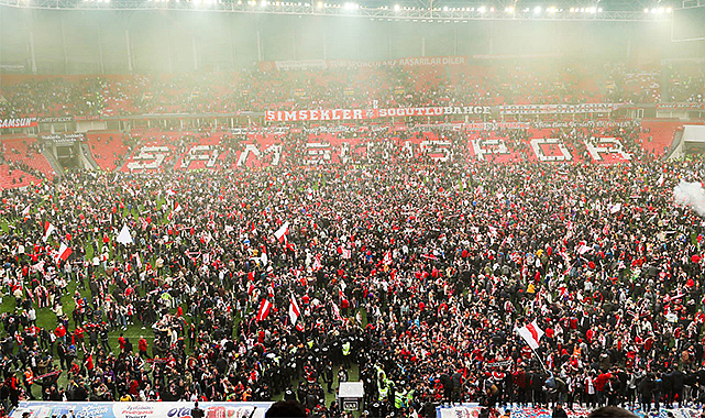 Samsunspor'un şampiyonluk sevincine ceza