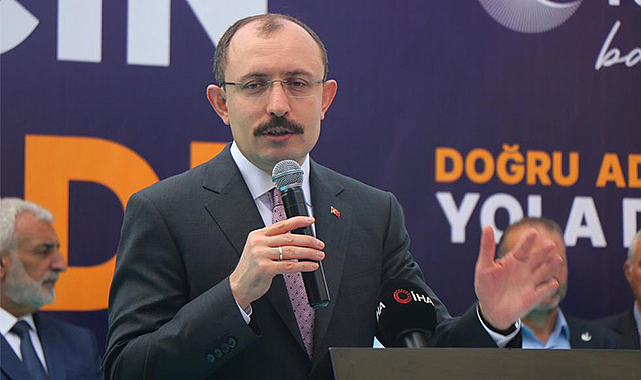 Ticaret Bakanı Muş'tan Davutoğlu'na eleştiri: "Elinde ne var ne yok fırlatıyor"