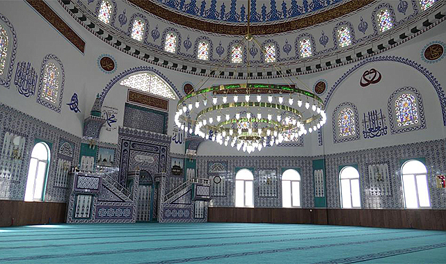 Bu cami destek bekliyor