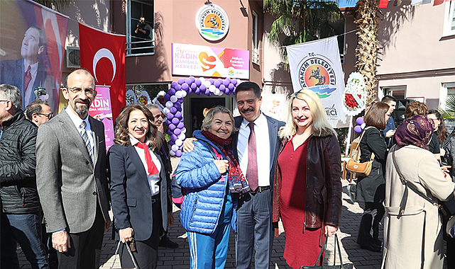 Depremzede aileler için Deveci'den etkinlik