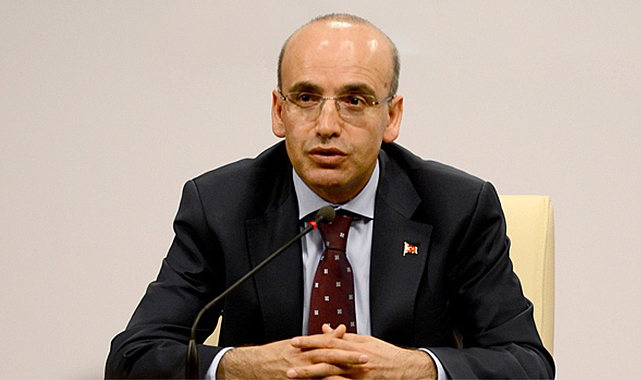 Eski Maliye Bakan Şimşek’ten hastalık iddialarına yalanlama