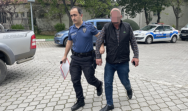 Kıraathanede tartıştığı kişiyi bıçakladı