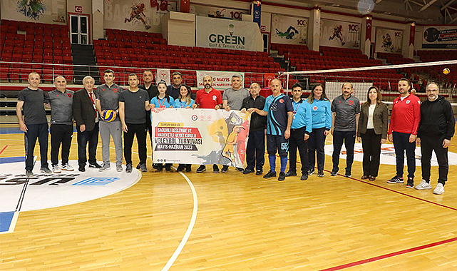 Kurum amirleri sahaya indi