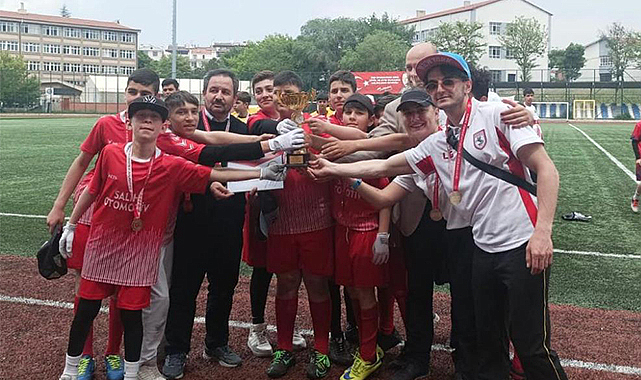 Okulun ‘beyzbol' başarısı