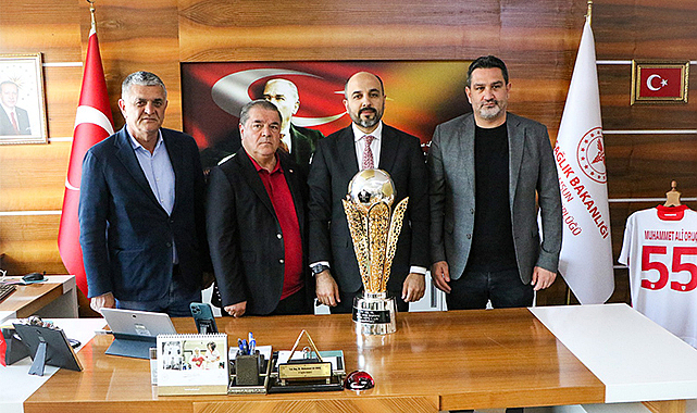 Şampiyonluk kupası İl Sağlık Müdürlüğü’nde