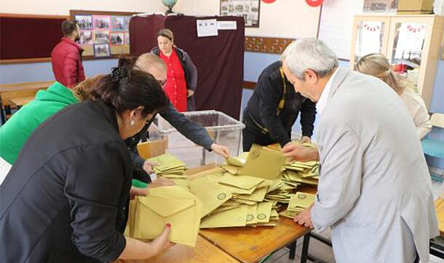 Samsun'da oylar sayılmaya başlandı