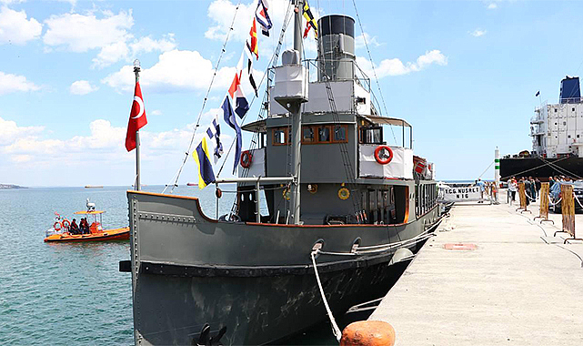 TCG NUSRET Müze Gemisi 19 Mayıs'ta Samsun'da