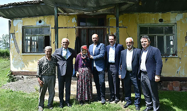 Tekkeköy'de doğru adımlarla yola devam