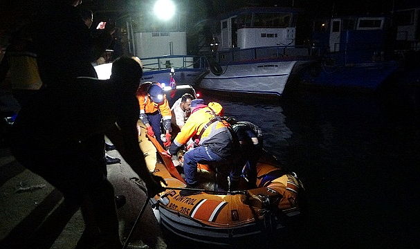 Alaçam’da denizde erkek cesedi bulundu