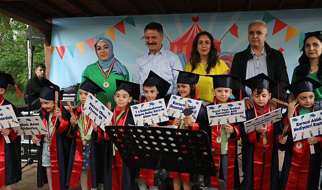 Ata Çocuk Festivali’nde rengarenk anlar