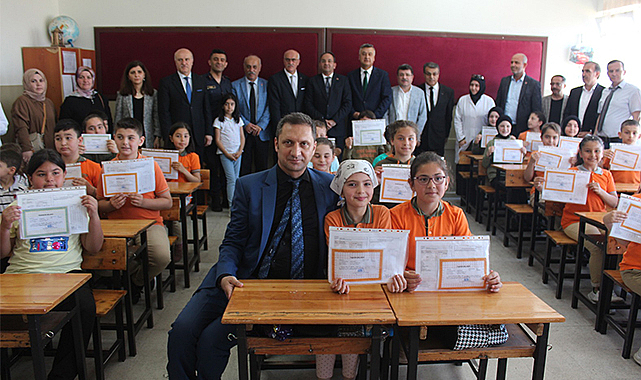 Bafra'da 23 bin 305 öğrenci karne aldı