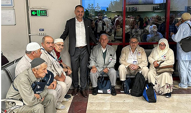 Başkan Akgül hacca gidenleri yolcu etti