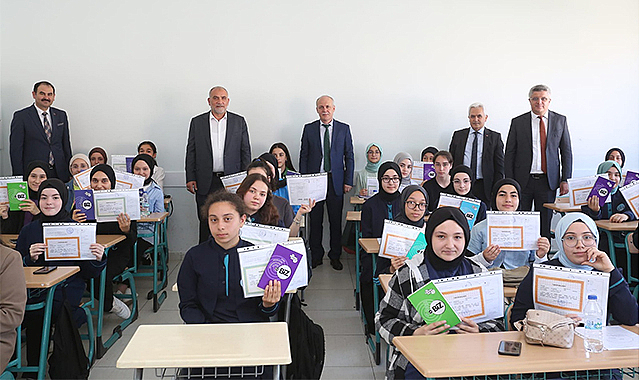 Başkan Sandıkçı sevince ortak oldu