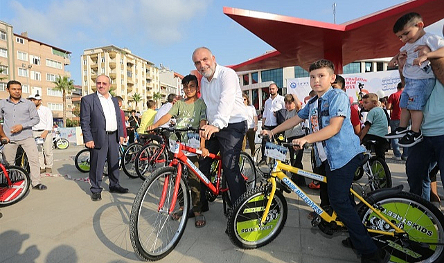 Canik'te camiye git hediyeni kap!