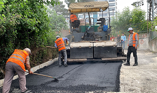 Canik’te yollara bakım sürüyor