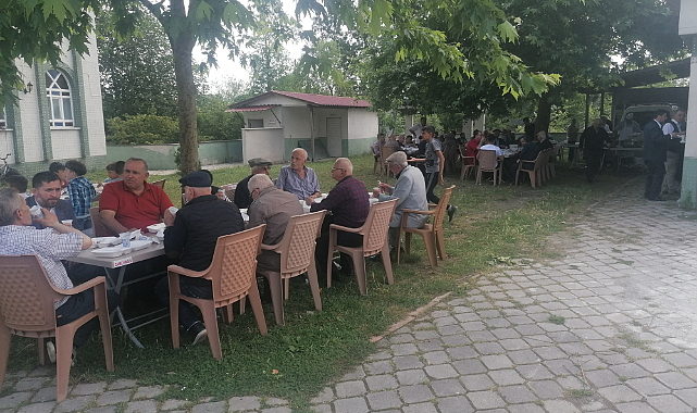 Çarşamba'da Erdoğan'ın seçim başarısı nedeniyle mevlit okutuldu