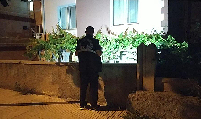 Çorum'da bir ev kurşunlandı