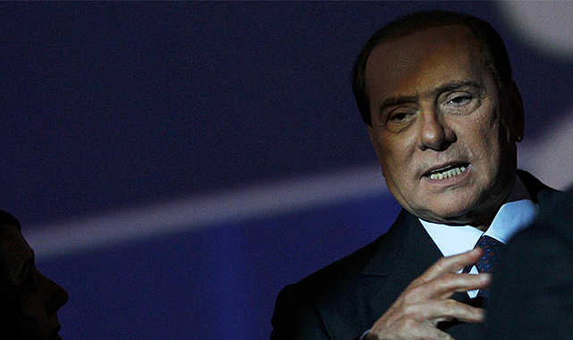 Eski İtalya Başbakanı Silvio Berlusconi hayatını kaybetti!