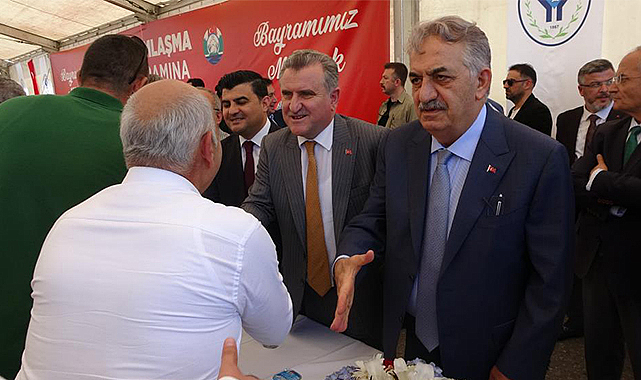 Gençlik ve Spor Bakanı Osman Aşkın Bak bayramlaşma törenine katıldı