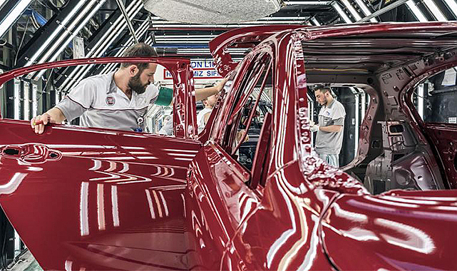 İhracatın lokomotifi otomotiv oldu