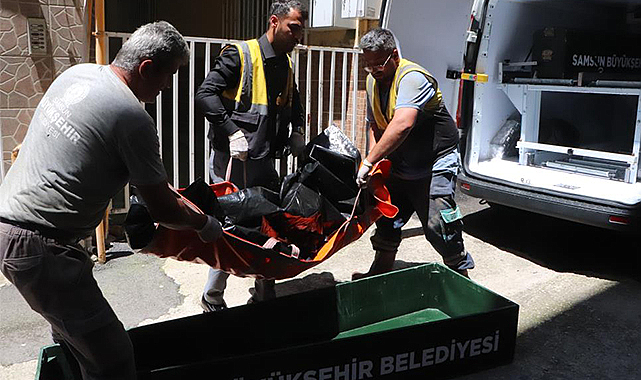 Kafasına tabancayla ateş ederek intihar etti