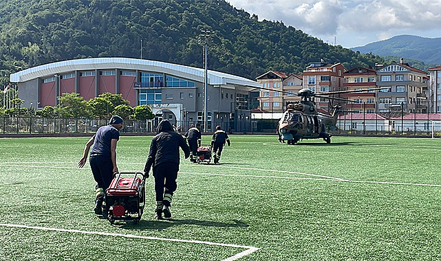 Köylere helikopterle jeneratör ulaştırılıyor