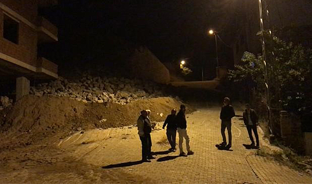 Mahalleliyi ayağa kaldıran çökme