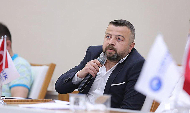 Meclis üyesi İYİ Parti teşkilatlarında revizyon istedi