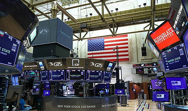 New York borsası düşüşle açıldı