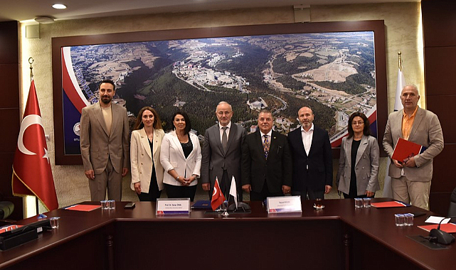 OMÜ ve Samsunspor arasında imzalar atıldı