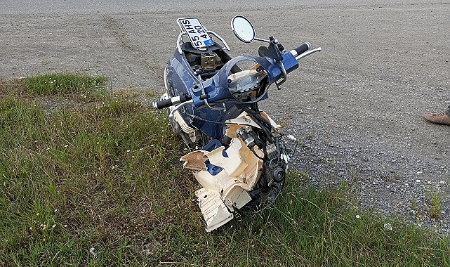 Otomobilin çarptığı motosiklet sürücüsü ağır yaralandı