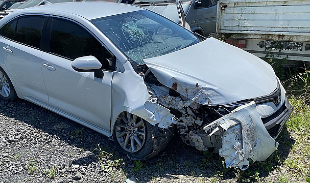 Samsun'da iki otomobilin çarpıştığı kazada 3 kişi yaralandı