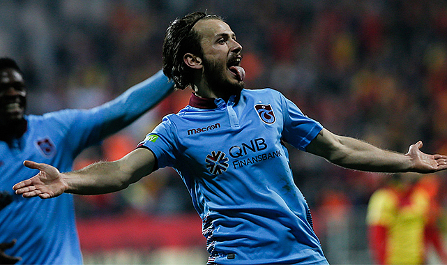 Samsunspor'da Abdulkadir Parmak radara girdi