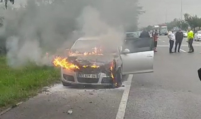 Seyir halindeyken alev alev yandı