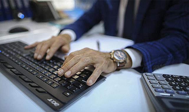 Emekli ve memur zammı için net tarih! En düşük memur maaşı açıklandı.