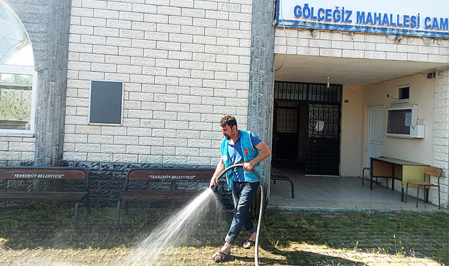 Tekkeköy'de Kurban Bayramı öncesi cami temizliği