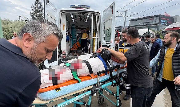 Tramvay kazasında yaralanan 3 kişi tedavi altında
