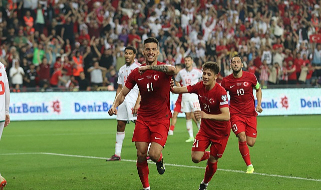 Türkiye Samsun'da  Galler'i 2-0 yendi