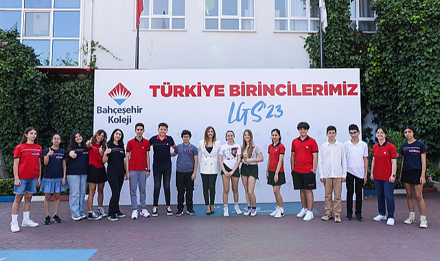 27 ilde Türkiye birincisi Bahçeşehir Koleji'nden   
