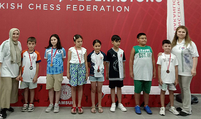 Atakum Belediyespor satranca damga vurdu