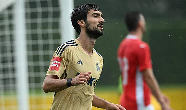 Azerbaycan medyası yazdı: Samsunspor Mahir Emreli’yi istiyor