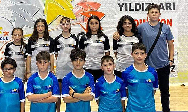 Badminton takımı çeyrek finalde
