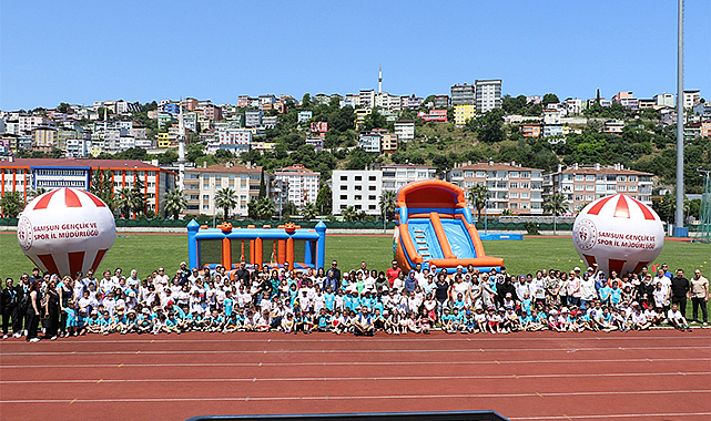 Çocuklar şenlikte eğlendi