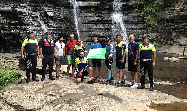 Doğa için pedal çevirip çevre temizliği yaptılar